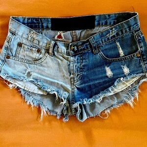 ONE TEASPOON SIZE 26